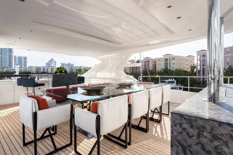 Alfresco Dining