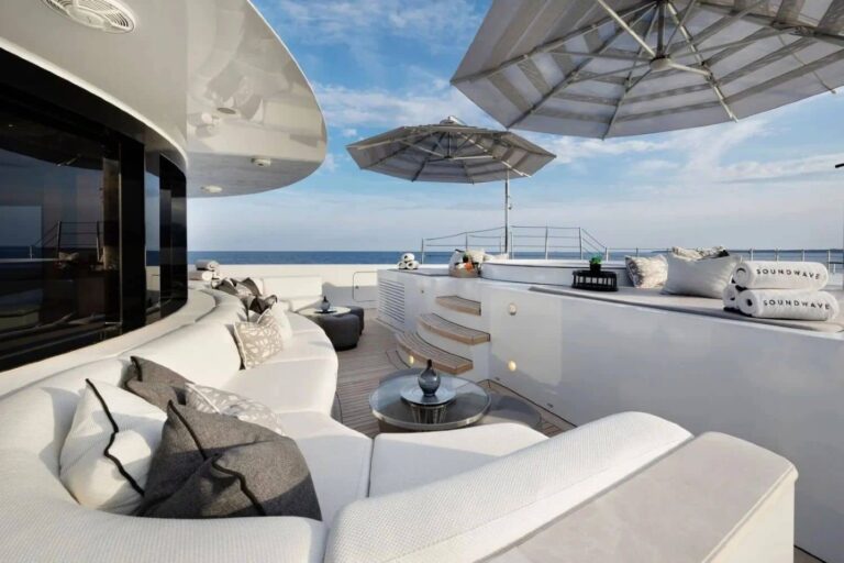 Exterior Relaxation Area