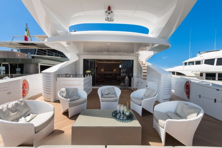 Exterior Relaxation Area