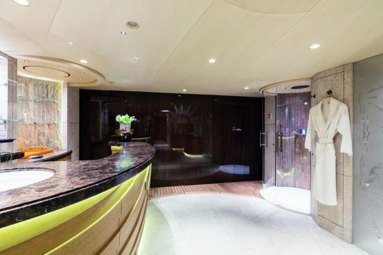 Ensuite