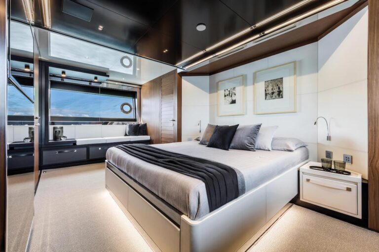 VIP Cabin