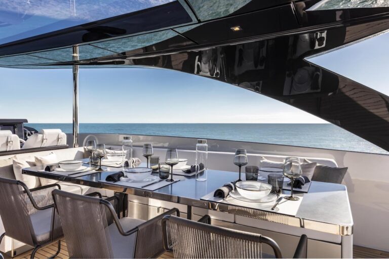 Flybridge