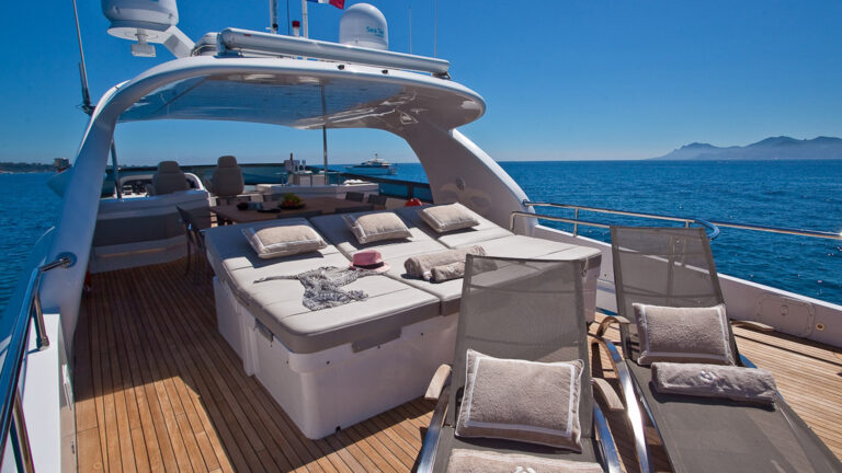 Sunbathing Area