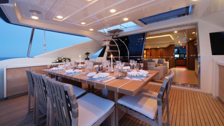 Alfresco Dining Set Up