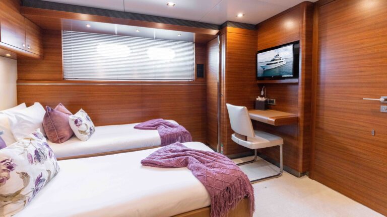 Twin Cabin