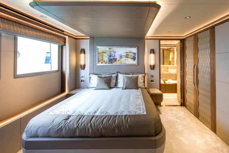 Double Cabin