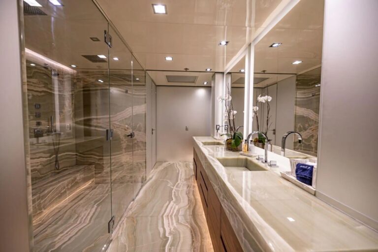 Master Ensuite