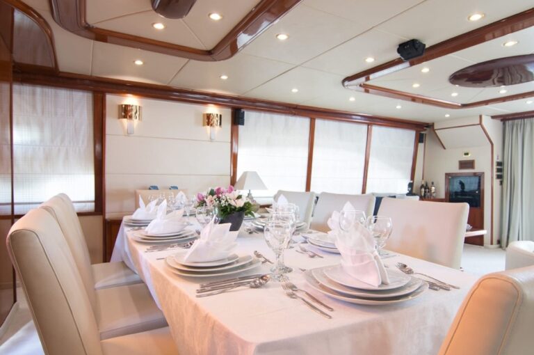 Main Dining