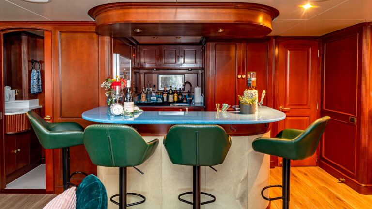 Skylounge Bar