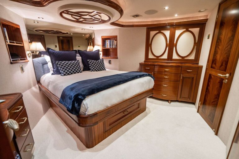 VIP Cabin