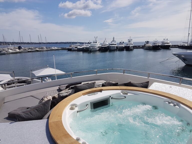 Jacuzzi