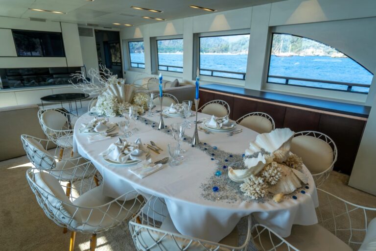 Main Dining