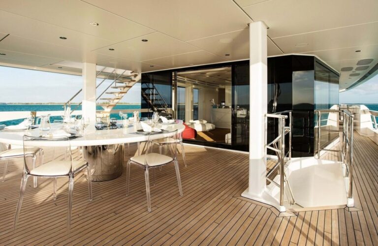 Exterior Dining Area