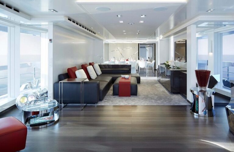 Main Salon