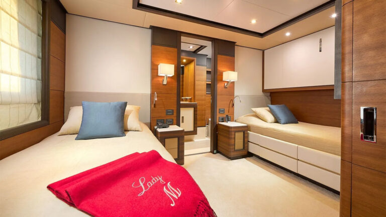 Twin Suite