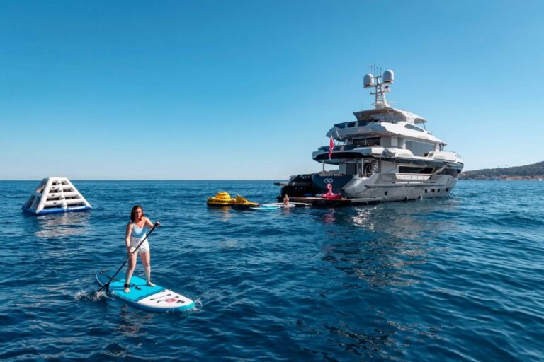 Floating Play Zone