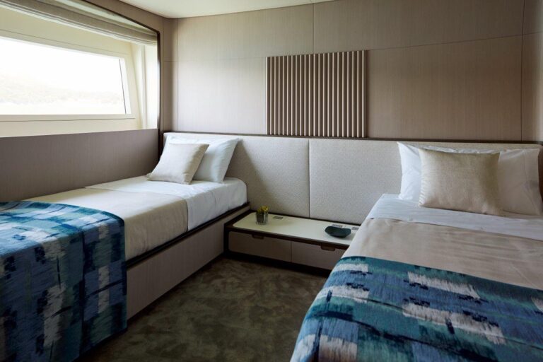 Twin Cabin