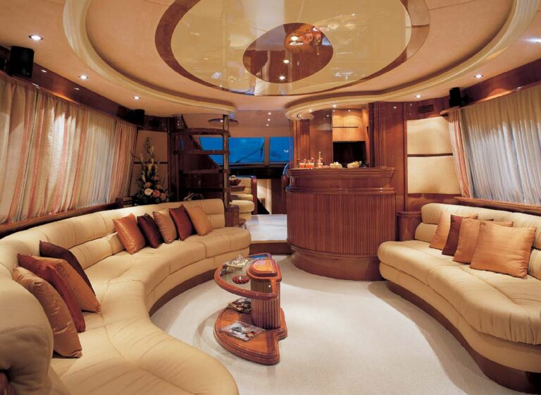 MOTOR YACHT IRIS - Salon