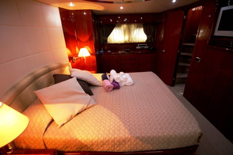Guest Cabin