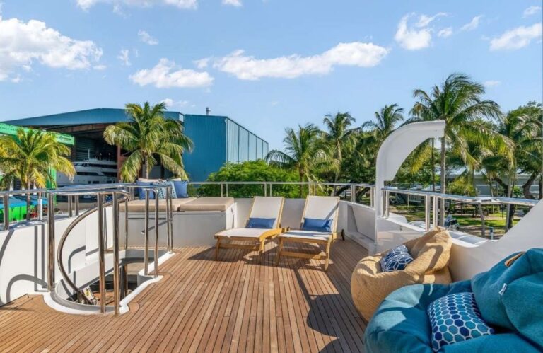 Exterior Relaxation Area