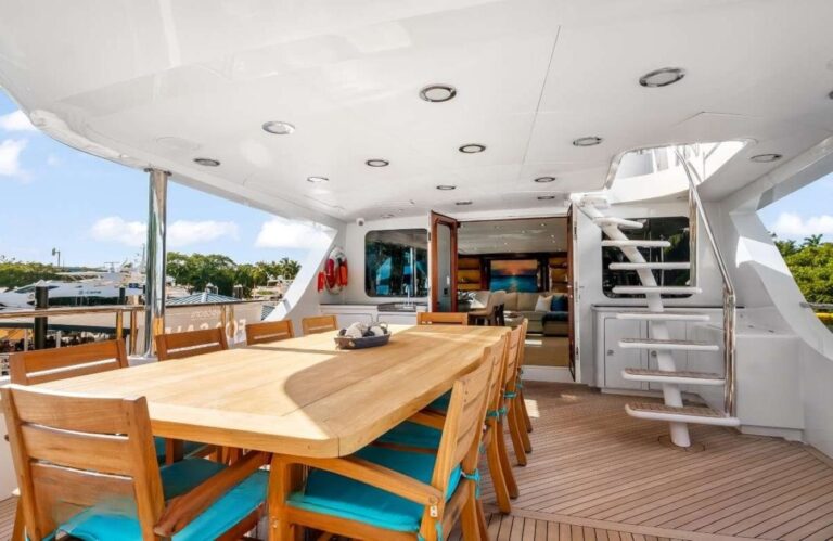Exterior Dining Area