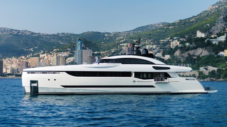 Palumbo Superyachts