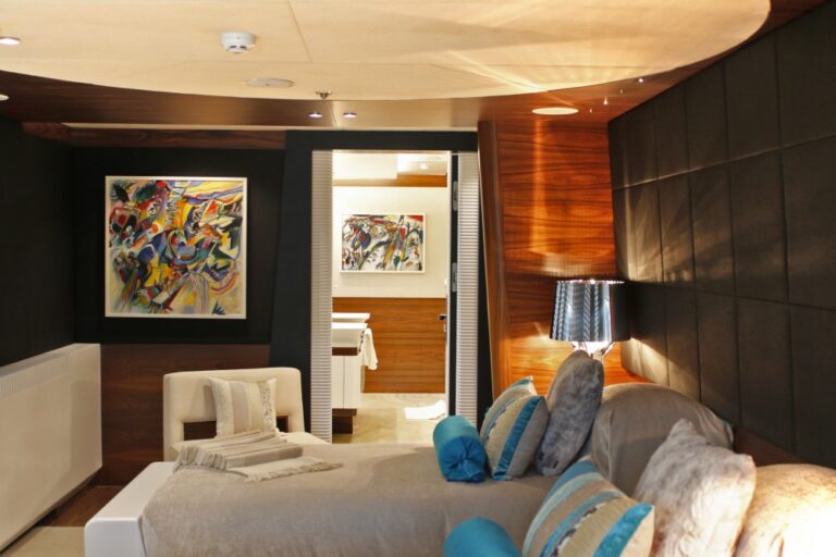 Guest Cabin