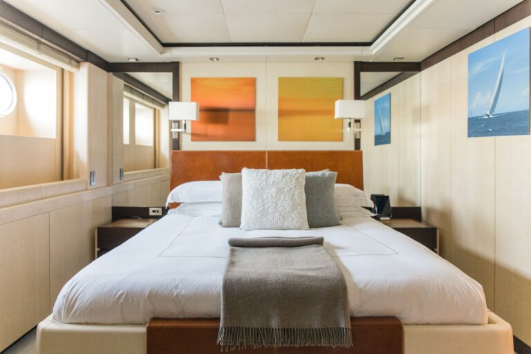 Double Guest Cabin