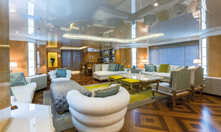 Comfortable Salon