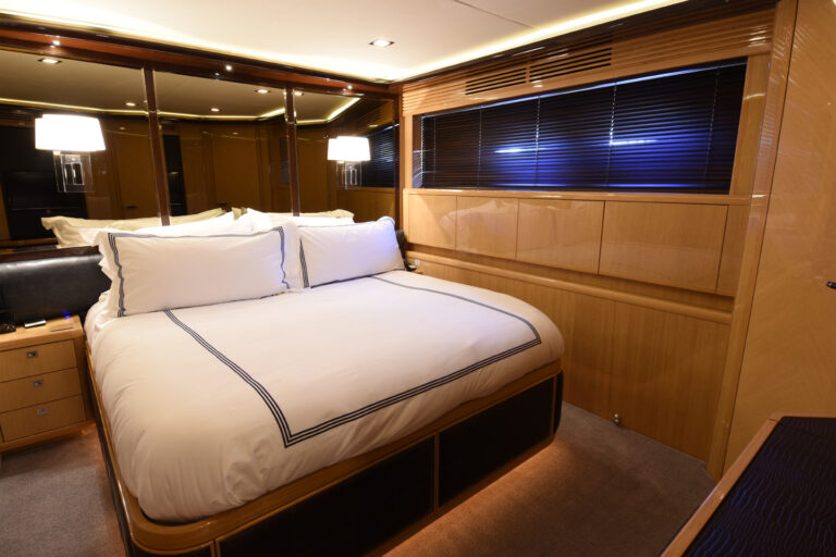 Guest Double Cabin