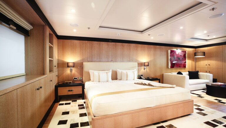 Spacious Double Cabin