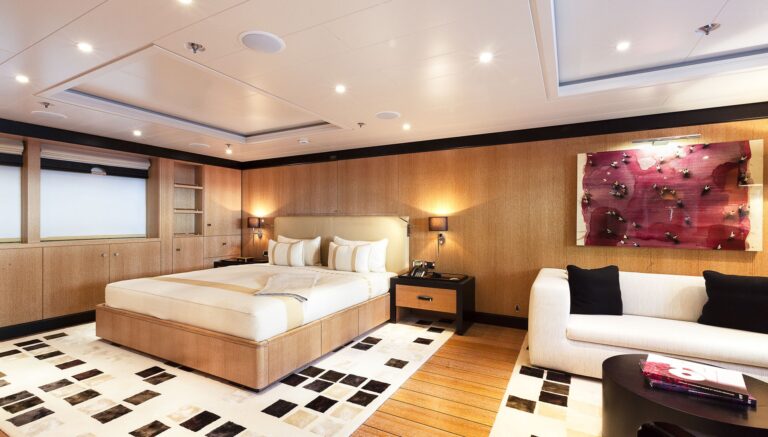Double Cabin