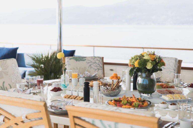 Al Fresco Dining