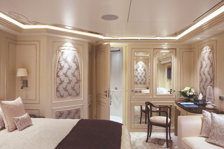 Guest Cabin