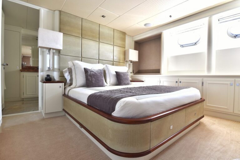 Double Guest Cabin