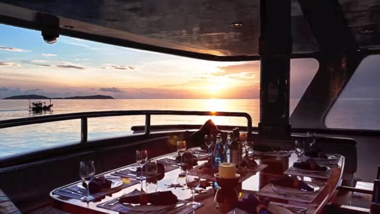Exterior Dining
