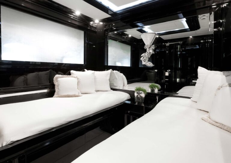 Twin Cabin