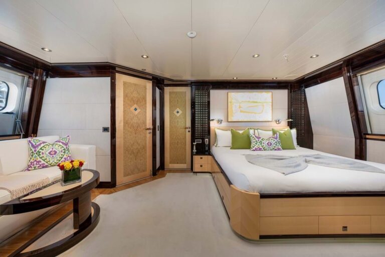 Double Cabin