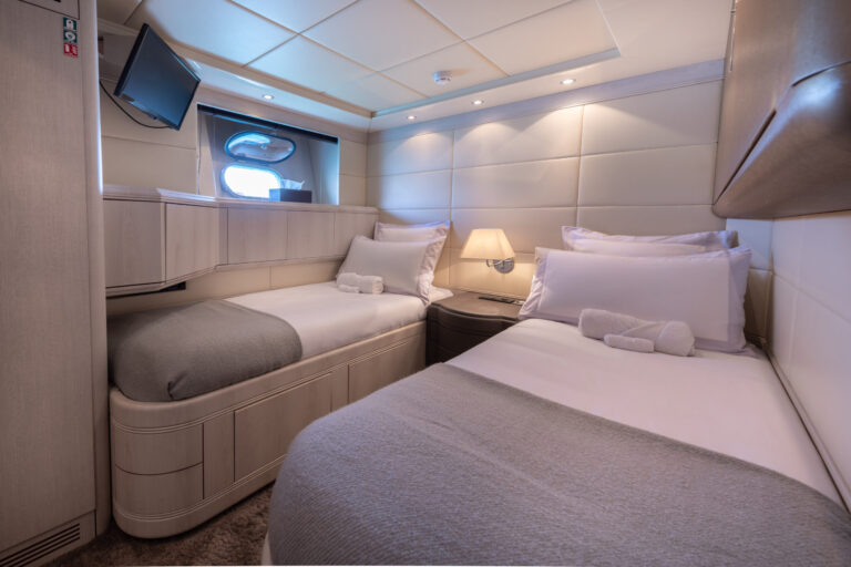 Twin Suite