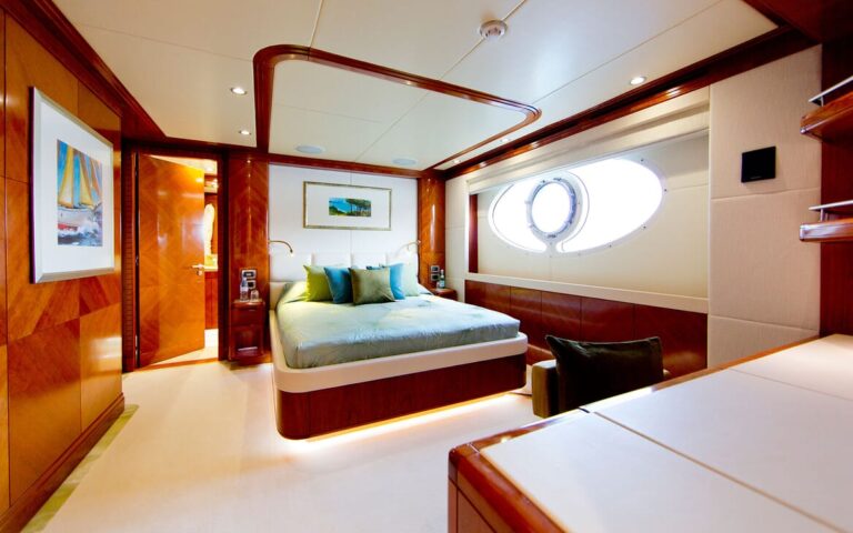 Double Cabin