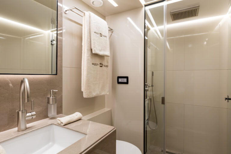 Twin Guest En Suite