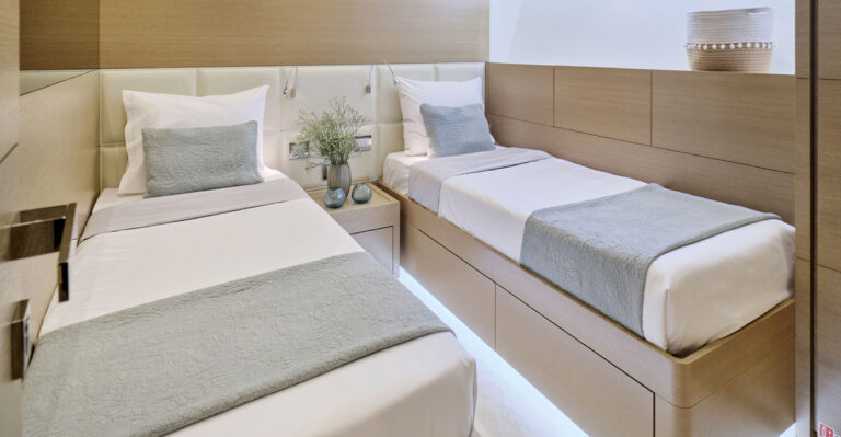 Twin Cabin