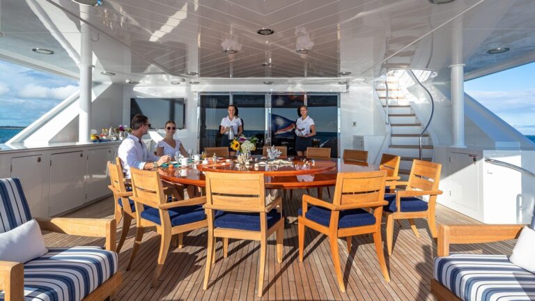 Alfresco Dining Set Up