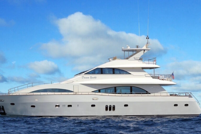 DREAM YACHT