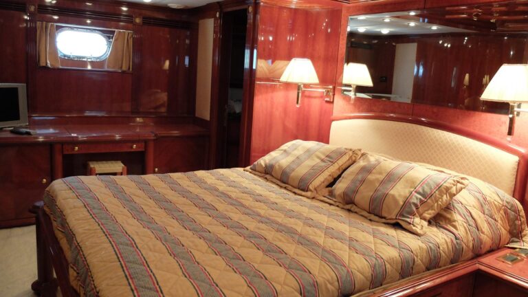 Guest Cabin