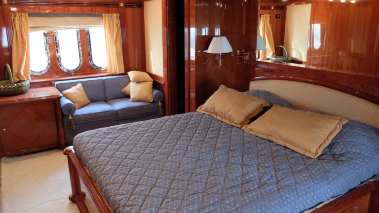 Guest Cabin