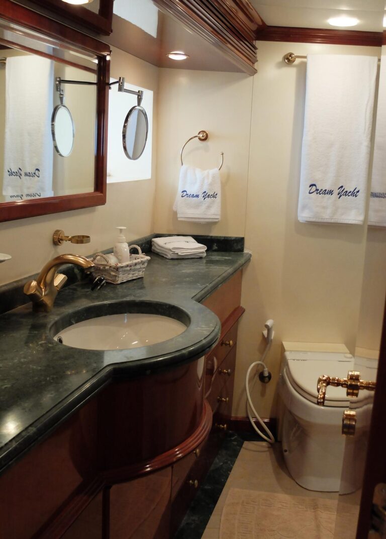 Guest Cabin