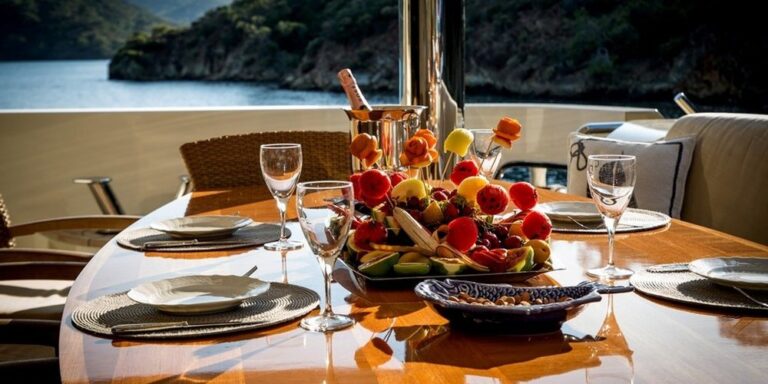 Alfresco Dining