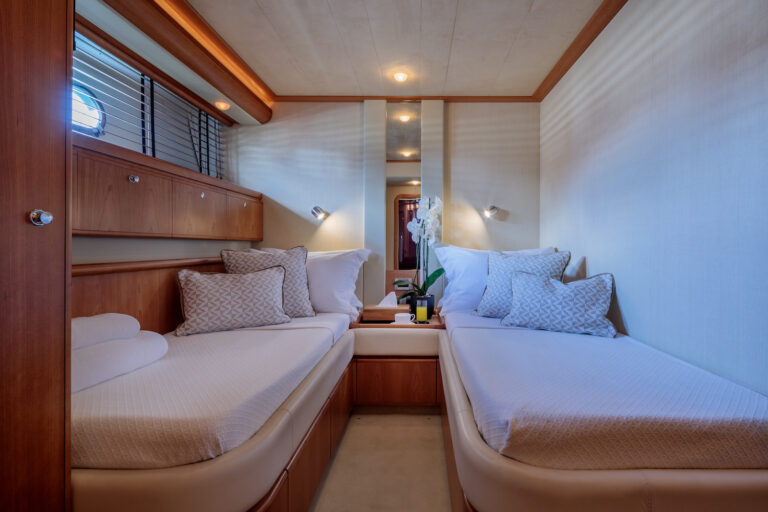 Twin Cabin 2
