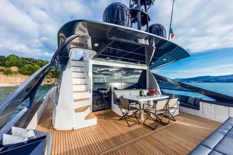 Aft Deck Dining